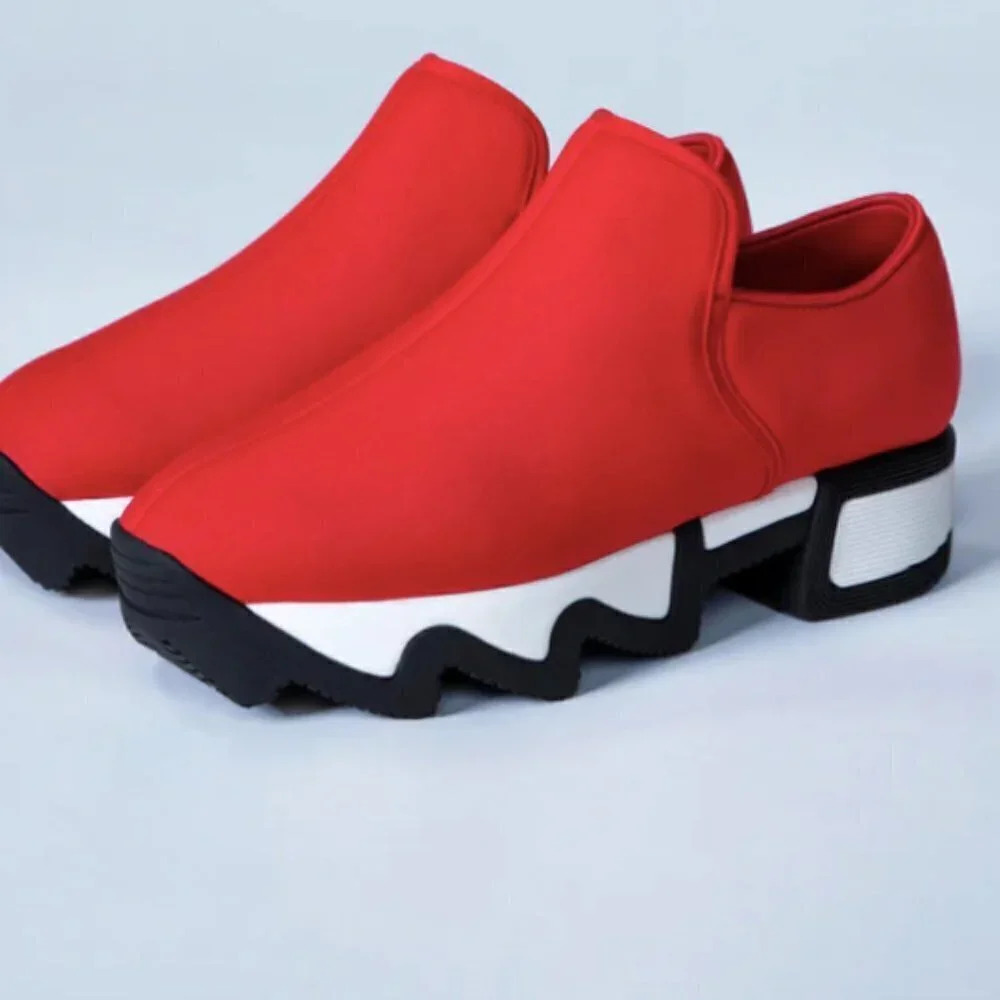 iRi unisex WES I‎ Red Low Top Sneaker - Picture 3 of 9
